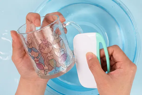 A Scraper for Decal Application